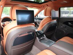 
										Bentley Flying Spur 2025 AWD V8 HYBRID REAR SEAT ENTERTAINMENT full									