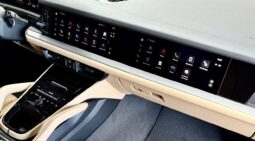 
										Porsche Cayenne COUPE S HYBRID full									